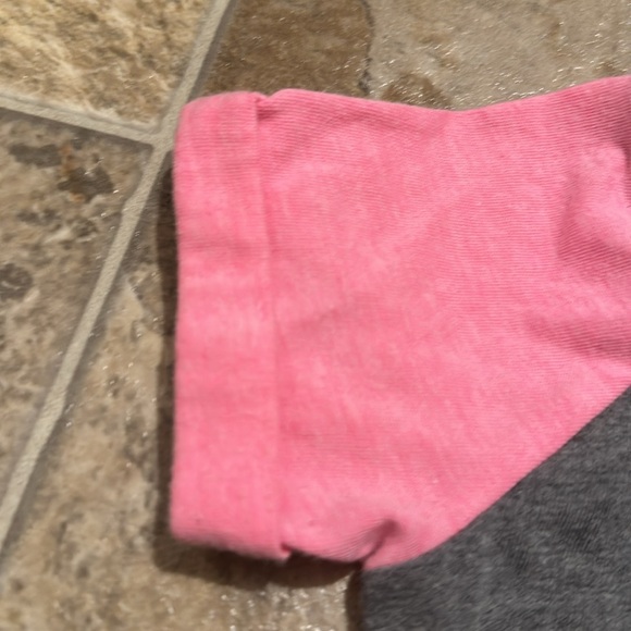 *$1 with bundle* 12mo t-shirt - Picture 3 of 4